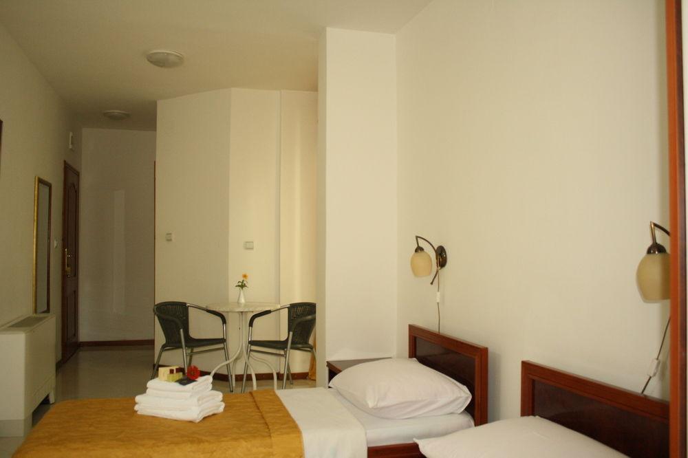 Hotel Danica Petrovac Exterior foto